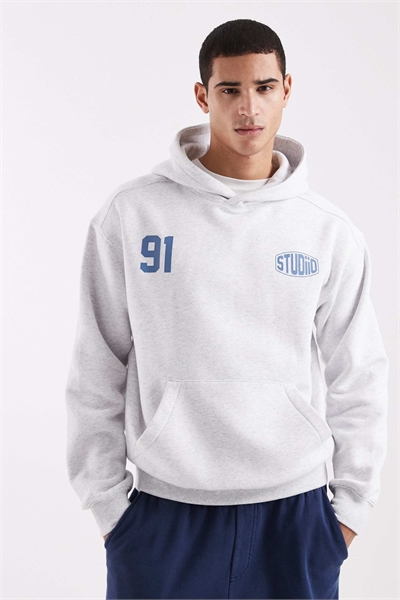 Худи с приталенным кроем и принтом артикул 153574190