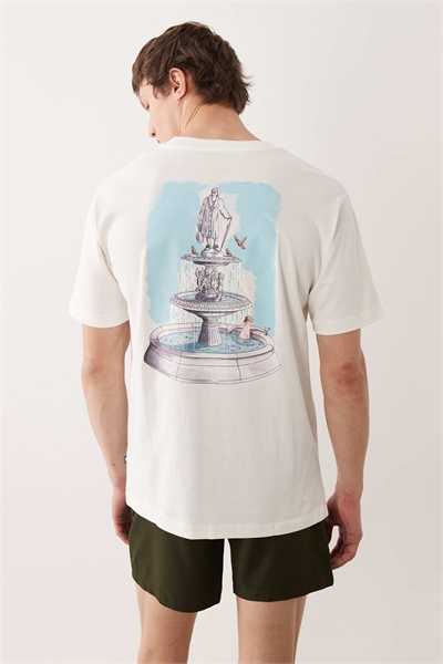 Футболка с фонтаном артикул 155658569