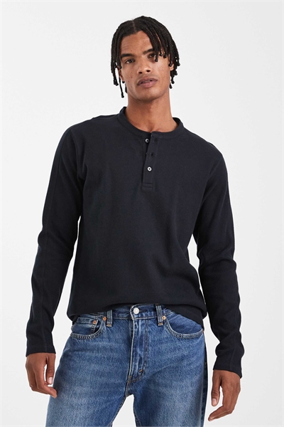 Толстое трикотажное поло с воротником-хенли артикул 148849336