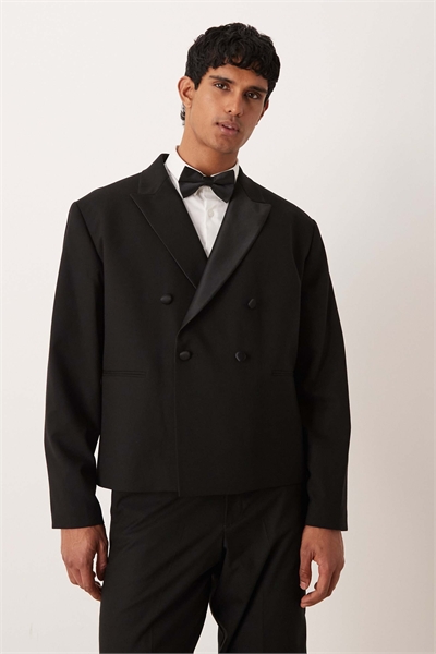 Двубортный костюм прямого кроя с пиджаком-смокингом артикул 139903349