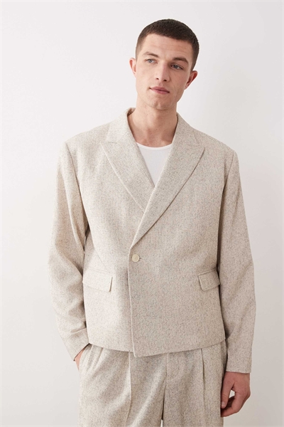 Короткий пиджак прямого кроя с двойной застежкой артикул 151965590