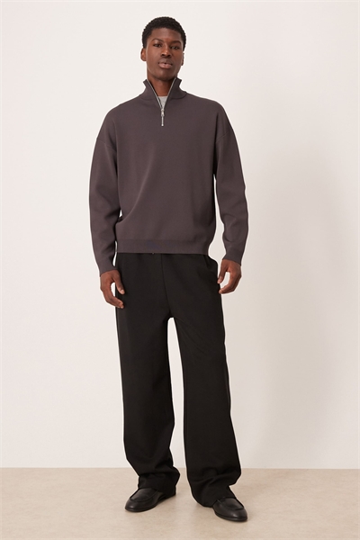 Джоггеры с широкими брючинами артикул 148999539