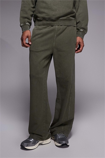 Джоггеры Nebtro с тональным логотипом, прямым кроем и открытым низом co-ord артикул 148444504