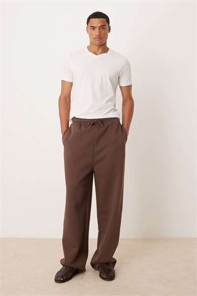 Джоггеры с широкими брючинами из серии Essentials артикул 146905258