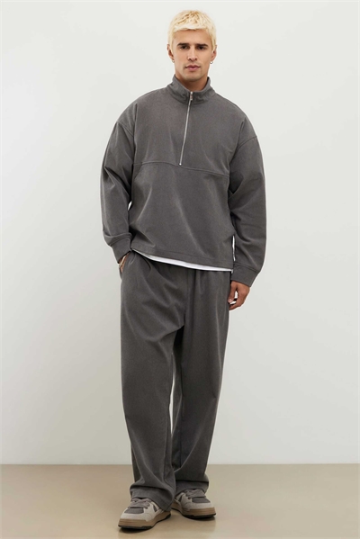 Джоггеры из вельвета с широкими брючинами артикул 156297821