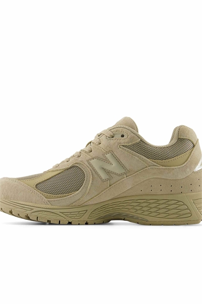 Тренеры 2002 года артикул 154792105