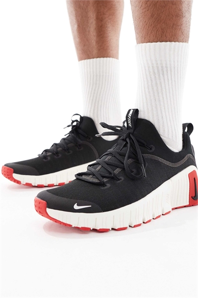 Бесплатные кроссовки Metcon 6 артикул 147141869