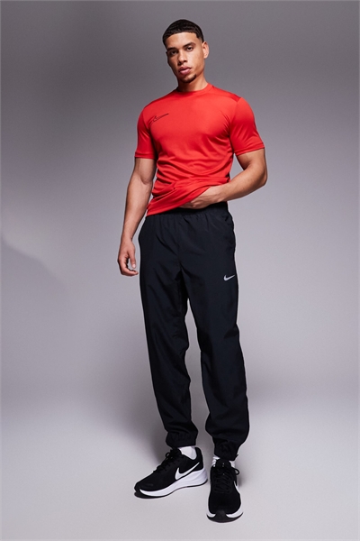 Джоггеры Dri-FIT зауженного кроя артикул 147404466