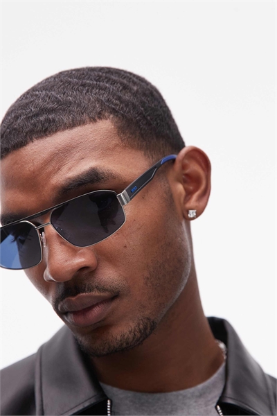 Солнцезащитные очки Hugo Navigator артикул 154966121