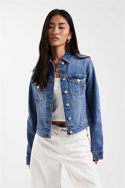Джинсовая куртка артикул 155388681