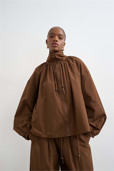 Куртка-анорак из нейлона артикул 154867026