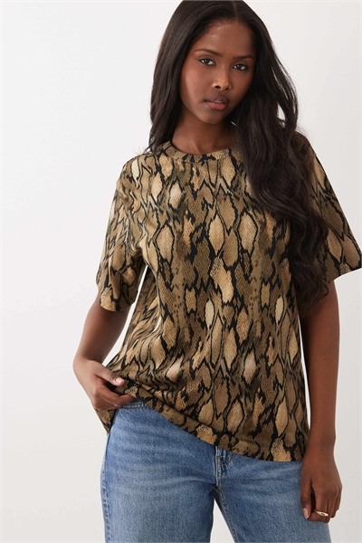 Футболка свободного кроя артикул 156033069