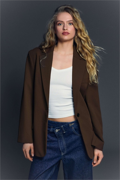 Блейзер с застежкой сзади артикул 156333606