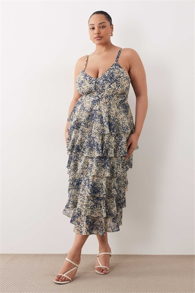 Платье средней длины с оборками артикул 153653313