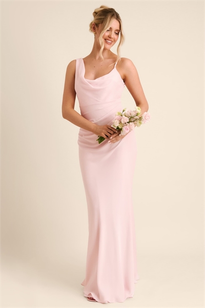 Макси-платье для подружки невесты из крепа с асимметричным воротником-капюшоном артикул 151263132