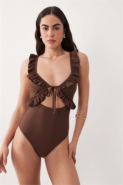 Купальник с вырезами в виде оборок артикул 152196616