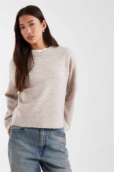 Свитер прямого кроя с круглым вырезом артикул 150938348