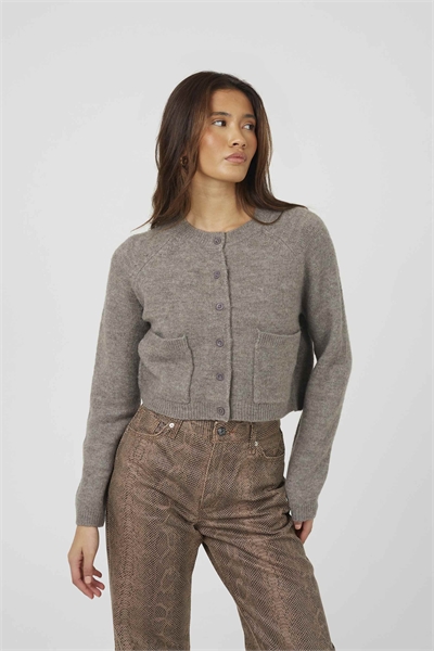 Мягкий вязаный кардиган с рукавами реглан артикул 156258725