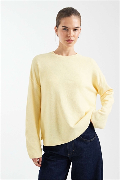 Вязаный топ прямого кроя с круглым вырезом артикул 152906683