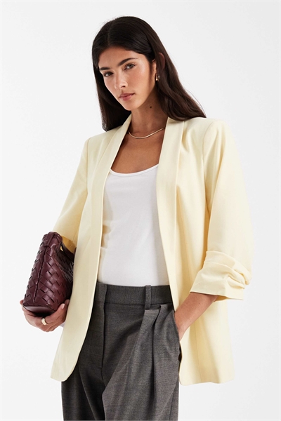 Блейзер с рукавами с рюшами, сшитый на заказ артикул 152631356