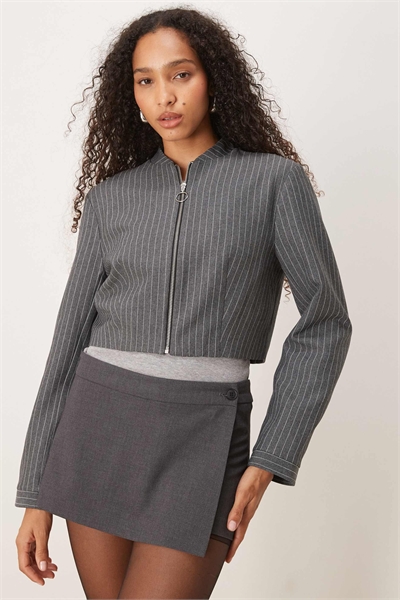 Блейзер с застежкой-молнией спереди, скроенный по фигуре артикул 149547918