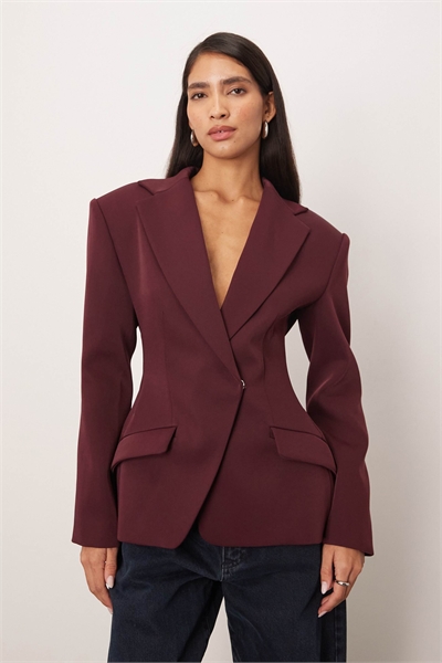 Блейзер премиум-класса с зауженной талией артикул 150500611