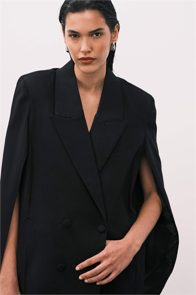 Блейзер с рукавами-крыльями и двойной застежкой артикул 150666497