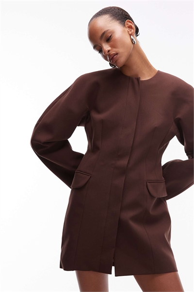 Платье-блейзер с рукавами-коконами артикул 150560348