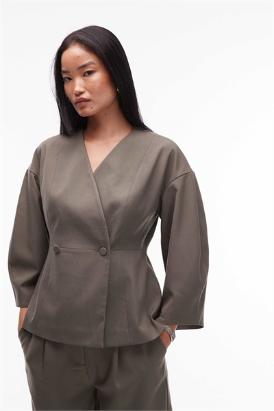 Блейзер с зауженной талией и четкой посадкой co-ord артикул 149660081