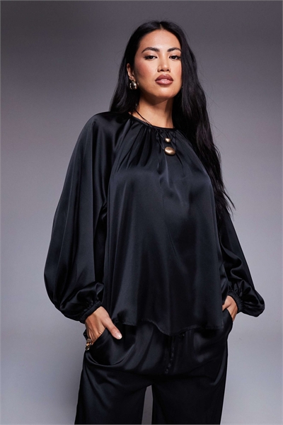Блузка из атласа с объемными рукавами в комплекте артикул 148522923