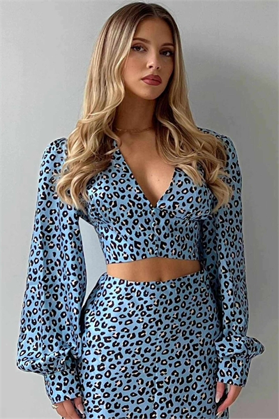 Блузка с V-образным вырезом и застежкой на пуговицах спереди артикул 153225797