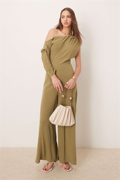 Комбинезон из льна с открытыми плечами артикул 141271171