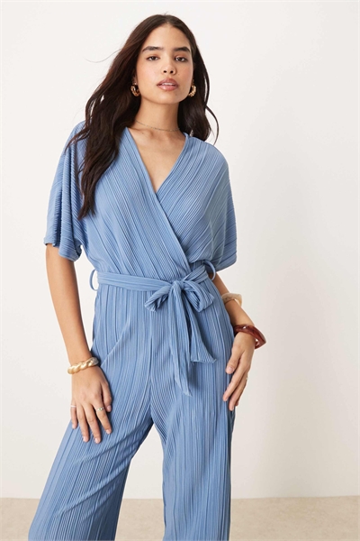 Комбинезон с плиссированной завязкой спереди артикул 142394473