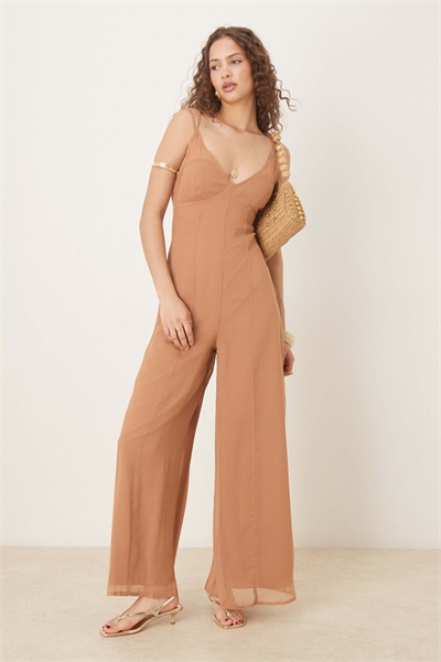 Комбинезон из шифона с V-образным вырезом и прозрачными вставками артикул 136106060