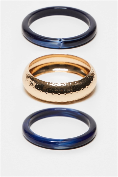 Набор из 3 браслетов с элементами из темно-синей смолы артикул 141640924