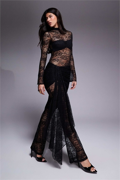 Комбинезон Roxy из прозрачного кружева с высоким воротником, драпировкой на талии и широкими брючинами артикул 150970031