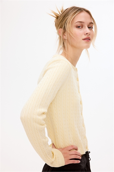 Кардиган с узором косы артикул 1289653010