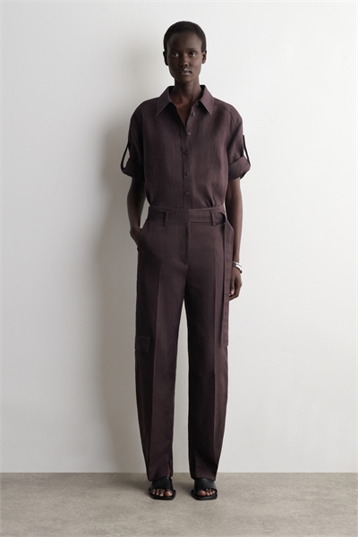 Льняные брюки с зауженными брючинами и ремнем артикул 1322314002