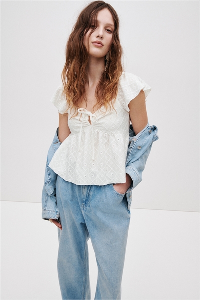 Блузка из трикотажа с ажурным узором артикул 1314583001