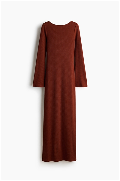 Макси-платье из текстурированного трикотажа артикул 1319093001