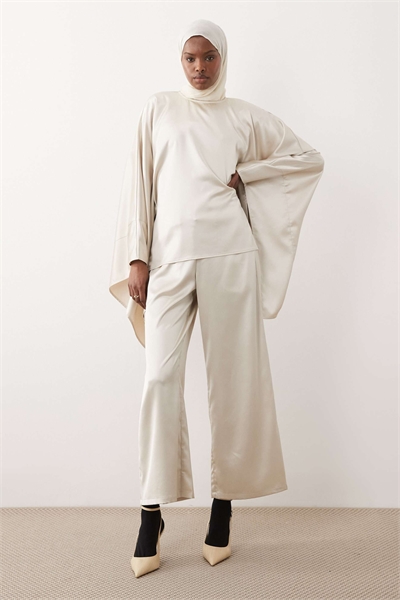 Комплект с брюками из атласа артикул 155319267