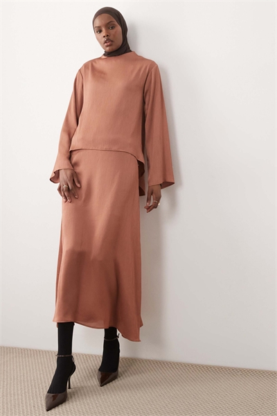 Комплект из юбки-миди из гофрированного сатина артикул 155319299