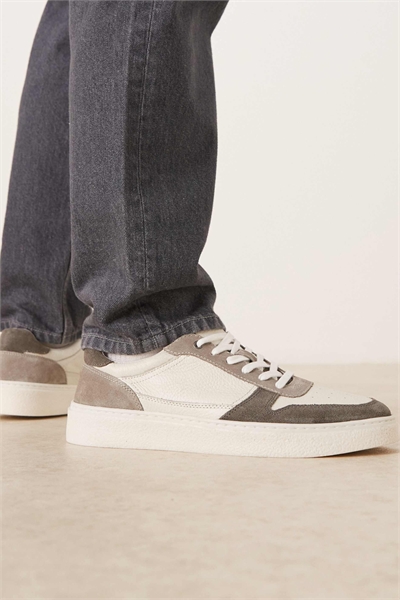 Кроссовки с вставками артикул 151090358