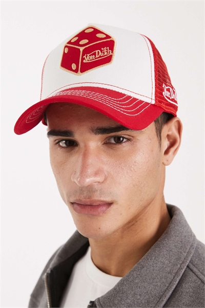 Надпись на бейсболке в стиле «тракер» артикул 153054104