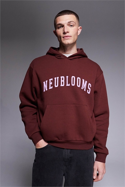 Худи свободного кроя с капюшоном и принтом на груди артикул 155220431