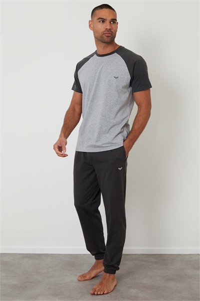 Комплект домашней одежды с короткими рукавами и раглановыми вставками артикул 156413418