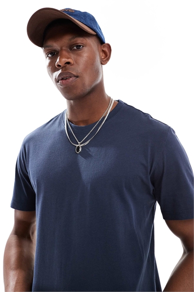 Футболка прямого кроя артикул 148659229