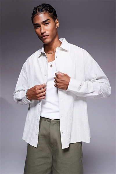 Рубашка свободного кроя с закруглённым асимметричным подолом артикул 142682361