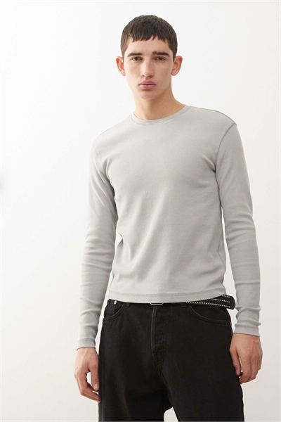 Футболка с длинным рукавом и ребристой отделкой, приталенного кроя артикул 153576754