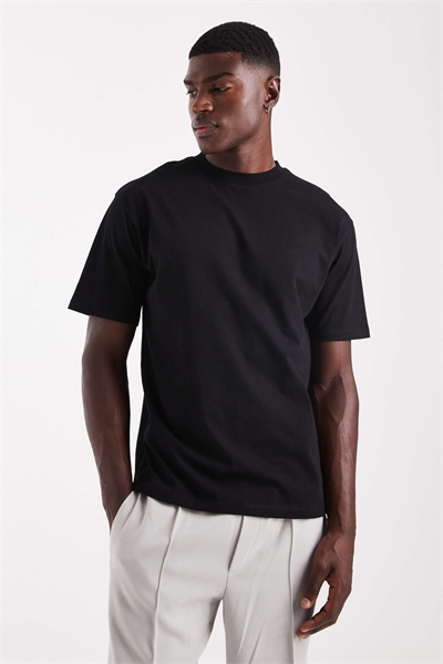 Футболка Essentials с круглым вырезом в стиле кэжуал артикул 149596314